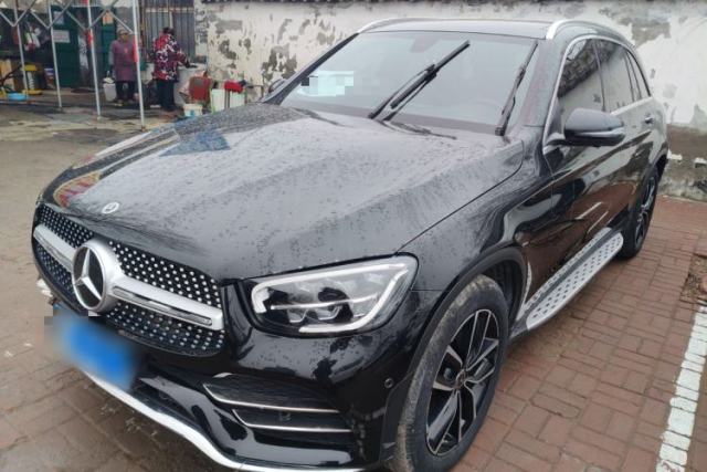 Ojetý Mercedes-Benz GLC 2022 Second Facelift GLC 260 L 4MATIC Luxury Edition