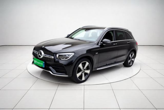 Ojetý Mercedes-Benz GLC 2022 Refreshed GLC 300 L 4MATIC Dynamic Edition Prestige Version