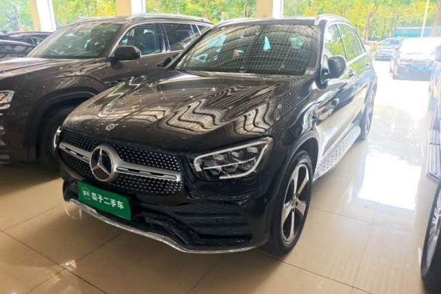 Ojetý Mercedes-Benz GLC 2022 Facelifted GLC 260 L 4MATIC Dynamic Edition