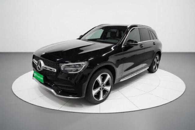 Ojetý Mercedes-Benz GLC 2022 Refreshed GLC 300 L 4MATIC Dynamic Edition Prestige Version