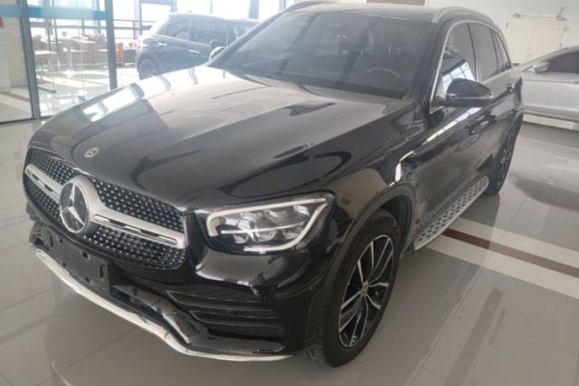Ojetý Mercedes-Benz GLC 2022 Refreshed GLC 300 L 4MATIC Dynamic Edition
