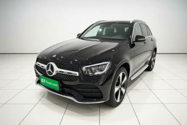 Ojetý Mercedes-Benz GLC 2022 Facelifted GLC 300 L 4MATIC Luxury Edition