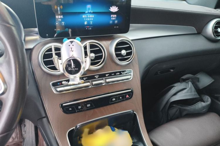 Used Mercedes-Benz GLC 2022 GLC 260 L 4MATIC Luxury Model Audio And AC Panel