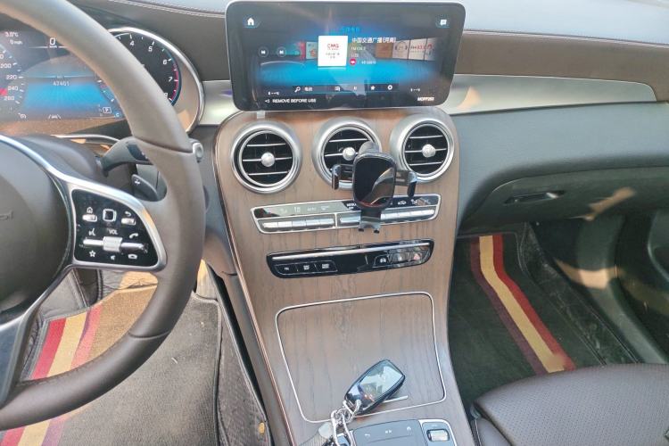 Used Mercedes-Benz GLC 2022 Refreshed GLC 300 L 4MATIC Dynamic Edition Prestige Version Audio And AC Panel