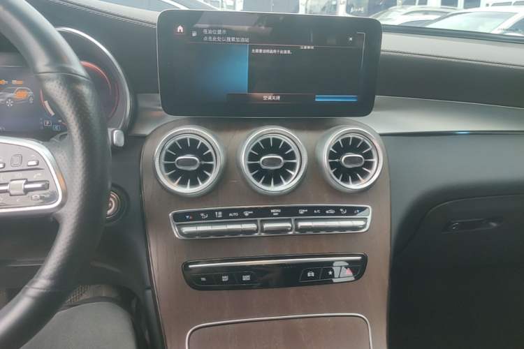 Used Mercedes-Benz GLC 2022 GLC 300 L 4MATIC Dynamic Model Audio And AC Panel
