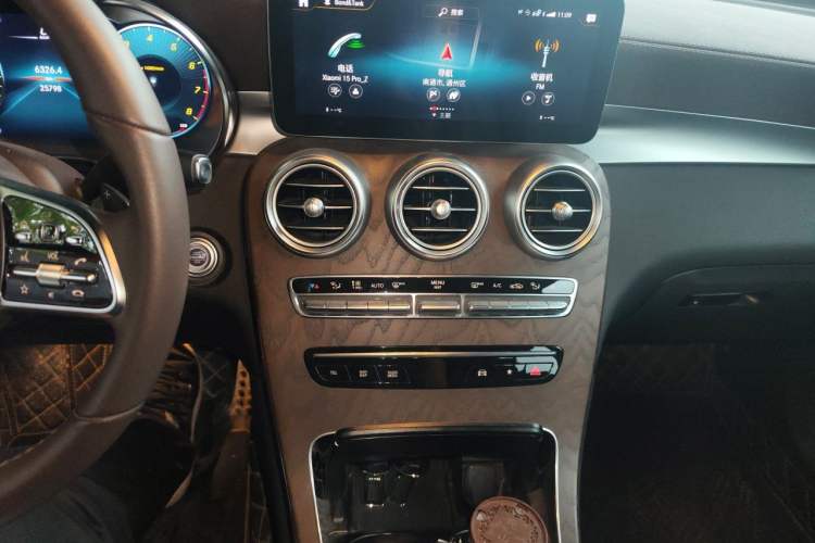 Used Mercedes-Benz GLC 2022 Refreshed GLC 300 L 4MATIC Dynamic Edition Prestige Version Audio And AC Panel