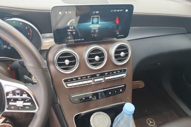 Used Mercedes-Benz GLC 2022 Second Facelift GLC 260 L 4MATIC Luxury Edition Audio And AC Panel