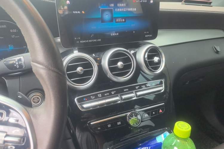 Used Mercedes-Benz GLC 2022 Second Facelift GLC 260 L 4MATIC Dynamic Edition Audio And AC Panel