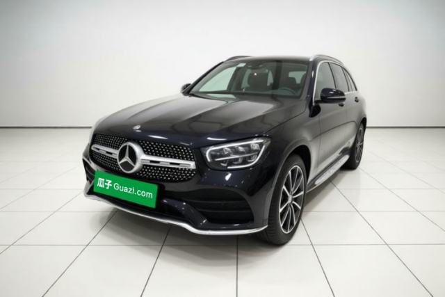 Ojetý Mercedes-Benz GLC 2022 GLC 300 L 4MATIC Dynamic Model