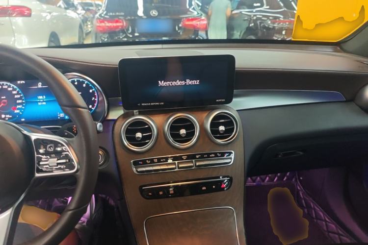 Used Mercedes-Benz GLC 2022 Refreshed GLC 300 L 4MATIC Dynamic Edition Prestige Version Center Console