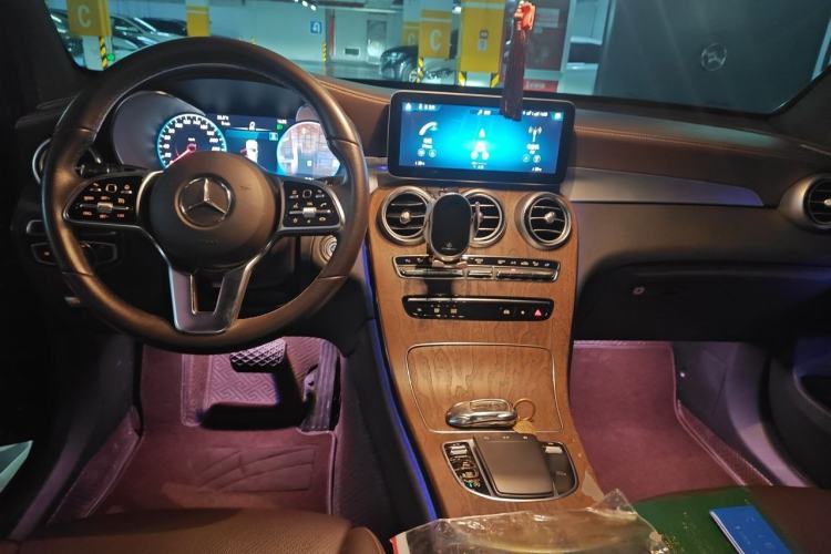 Used Mercedes-Benz GLC 2022 Refreshed GLC 300 L 4MATIC Dynamic Edition Prestige Version Center Console