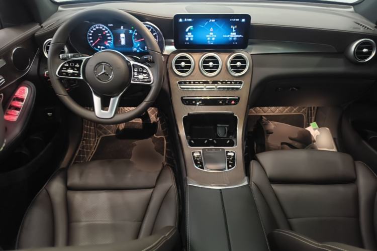 Used Mercedes-Benz GLC 2022 Refreshed GLC 300 L 4MATIC Dynamic Edition Prestige Version Center Console