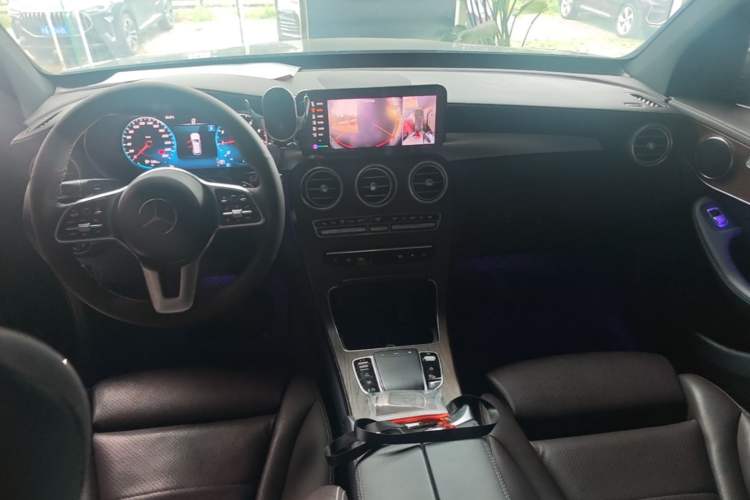 Used Mercedes-Benz GLC 2022 Refreshed GLC 300 L 4MATIC Dynamic Edition Prestige Version Center Console
