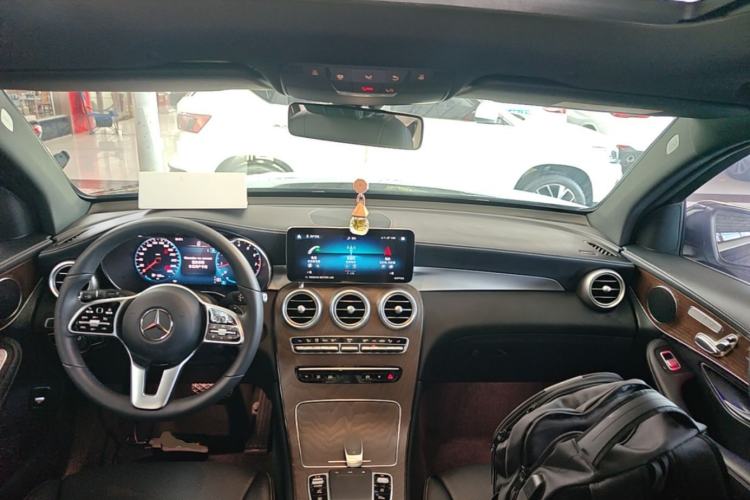 Used Mercedes-Benz GLC 2022 Refreshed GLC 300 L 4MATIC Dynamic Edition Prestige Version Center Console