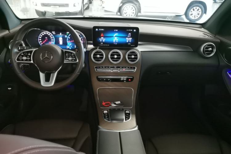 Used Mercedes-Benz GLC 2022 Refreshed GLC 300 L 4MATIC Dynamic Edition Prestige Version Center Console