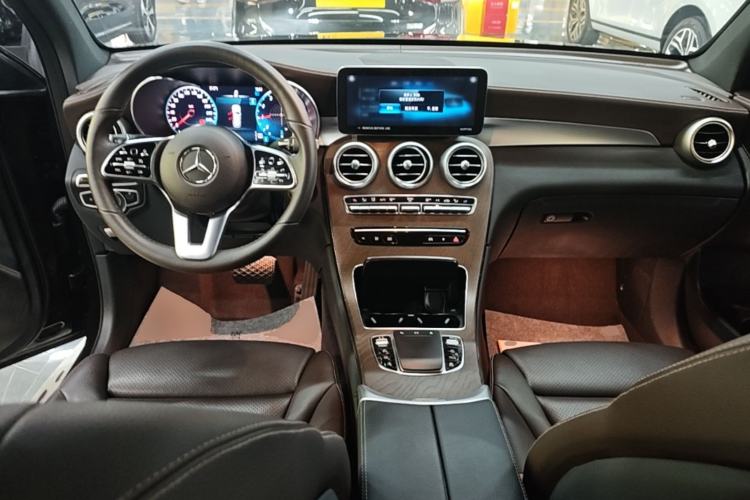 Used Mercedes-Benz GLC 2022 Refreshed GLC 300 L 4MATIC Dynamic Edition Prestige Version Center Console