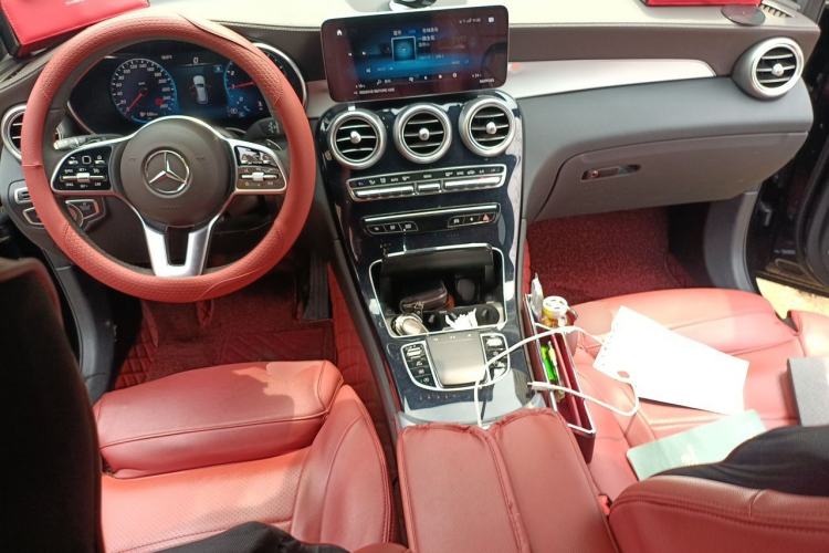 Used Mercedes-Benz GLC 2022 Facelifted GLC 260 L 4MATIC Dynamic Edition Center Console