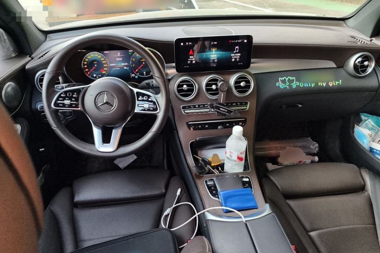 Used Mercedes-Benz GLC 2022 Refreshed GLC 300 L 4MATIC Dynamic Edition Prestige Version Center Console