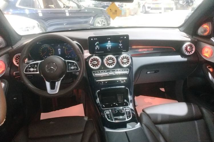 Used Mercedes-Benz GLC 2022 Refreshed GLC 260 L 4MATIC Dynamic Edition Center Console
