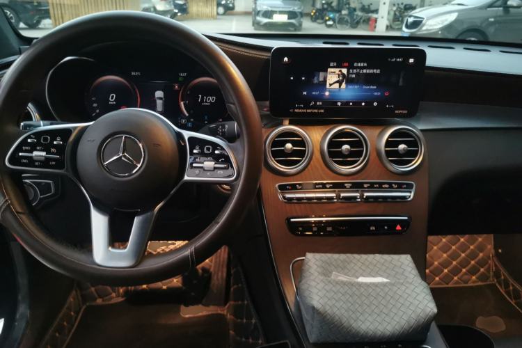 Used Mercedes-Benz GLC 2022 Refreshed GLC 300 L 4MATIC Dynamic Edition Prestige Version Center Console