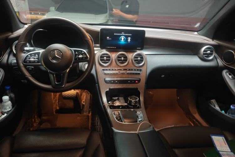 Used Mercedes-Benz GLC 2022 Refreshed GLC 300 L 4MATIC Dynamic Edition Prestige Version Center Console