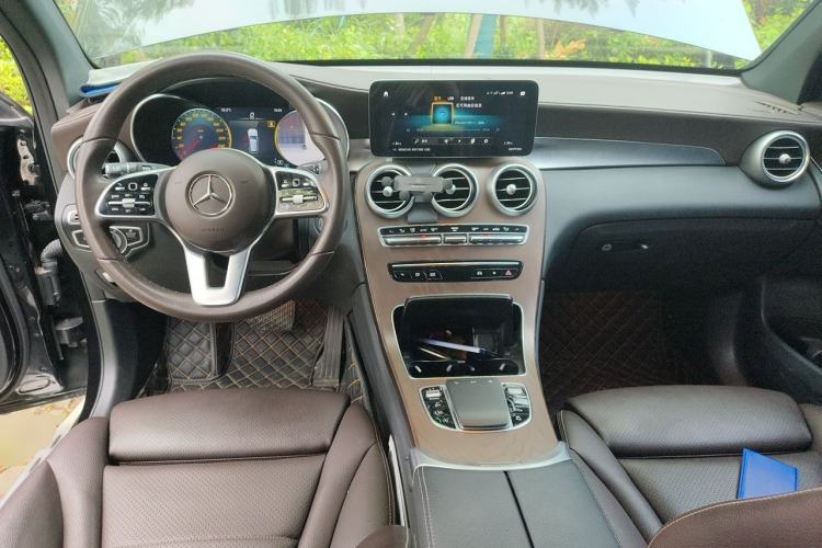 Used Mercedes-Benz GLC 2022 Refreshed GLC 300 L 4MATIC Dynamic Edition Prestige Version Center Console