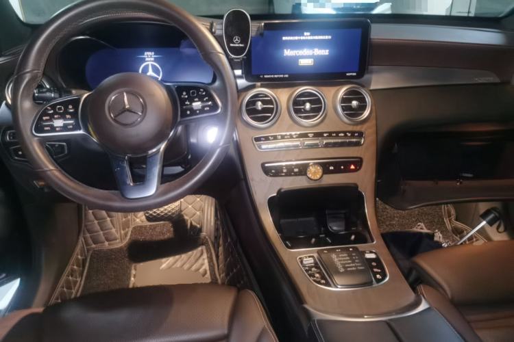 Used Mercedes-Benz GLC 2022 Refreshed GLC 300 L 4MATIC Dynamic Edition Prestige Version Center Console
