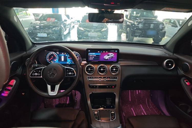 Used Mercedes-Benz GLC 2022 Refreshed GLC 300 L 4MATIC Dynamic Edition Prestige Version Center Console