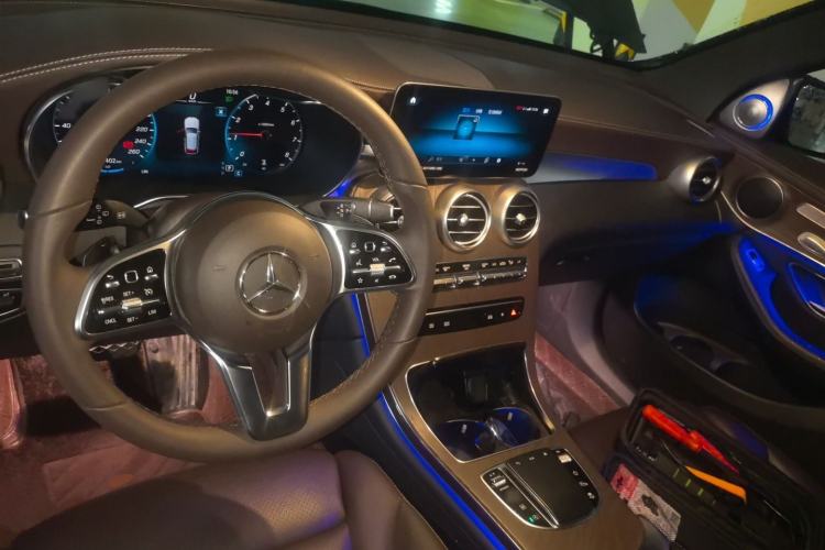 Used Mercedes-Benz GLC 2022 Refreshed GLC 300 L 4MATIC Dynamic Edition Prestige Version Center Console