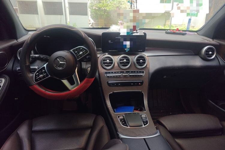 Used Mercedes-Benz GLC 2022 GLC 260 L 4MATIC Luxury Model Center Console