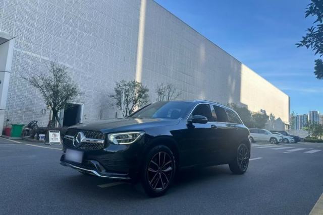 Używany Mercedes-Benz GLC 2022 Facelift GLC 260 L 4MATIC Luxury Edition