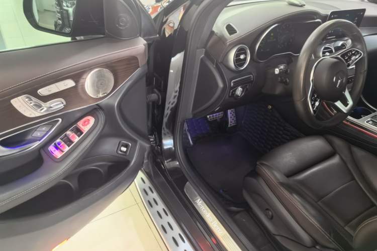 Used Mercedes-Benz GLC 2022 Refreshed GLC 300 L 4MATIC Dynamic Edition Driver Seat