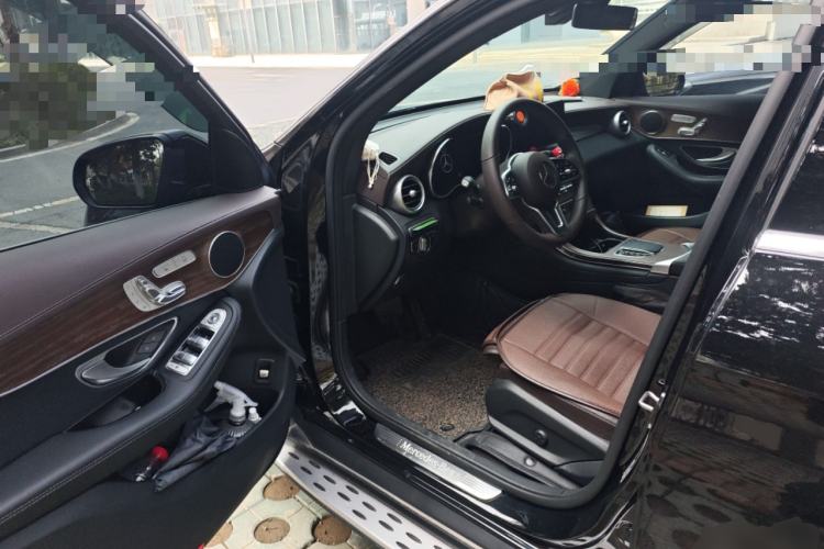 Used Mercedes-Benz GLC 2022 Second Facelift GLC 260 L 4MATIC Luxury Edition Driver Seat