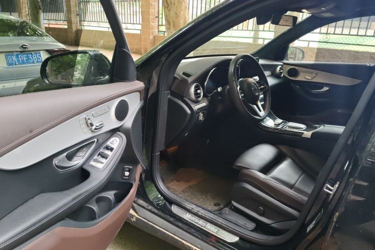 Used Mercedes-Benz GLC 2022 Second Facelift GLC 260 L 4MATIC Dynamic Edition Driver Seat