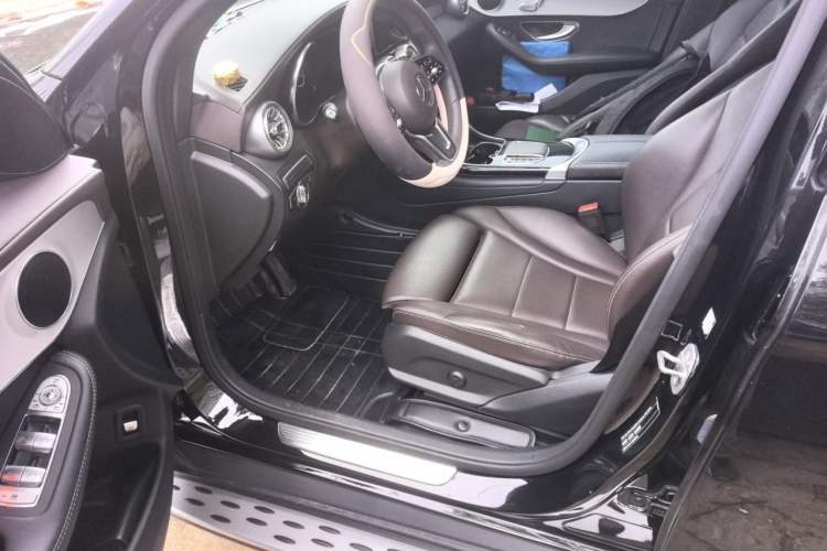 Used Mercedes-Benz GLC 2022 GLC 260 L 4MATIC Dynamic Edition Driver Seat