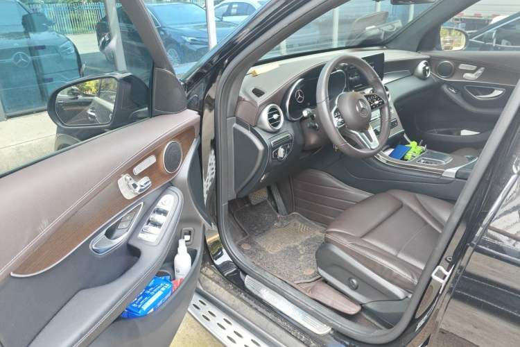 Used Mercedes-Benz GLC 2022 Refreshed GLC 300 L 4MATIC Dynamic Edition Prestige Version Driver Seat