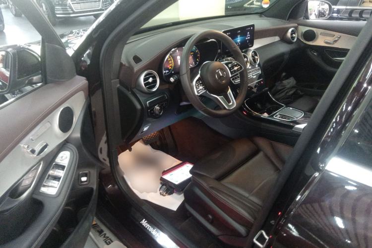 Used Mercedes-Benz GLC 2022 Refreshed GLC 260 L 4MATIC Dynamic Edition Driver Seat