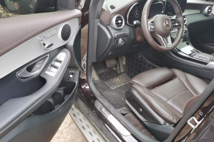 Used Mercedes-Benz GLC 2022 Refreshed GLC 260 L 4MATIC Dynamic Edition Driver Seat