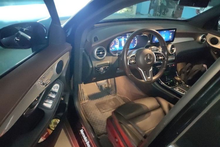 Used Mercedes-Benz GLC 2022 Second Facelift GLC 260 L 4MATIC Dynamic Edition Driver Seat
