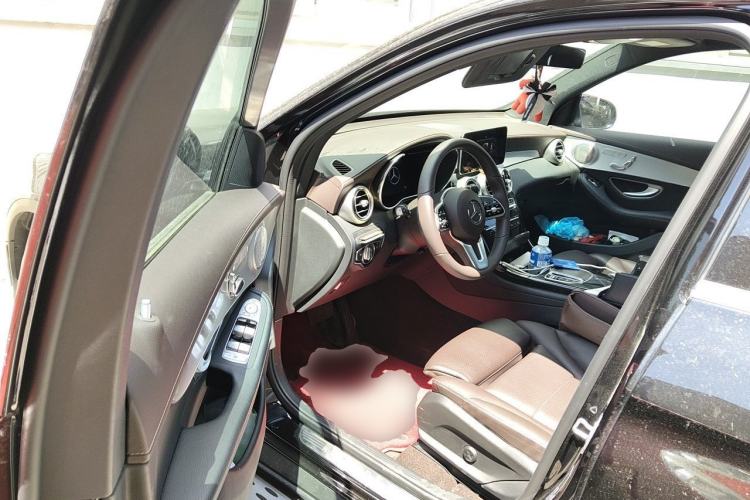 Used Mercedes-Benz GLC 2022 Facelifted GLC 260 L 4MATIC Dynamic Edition Driver Seat