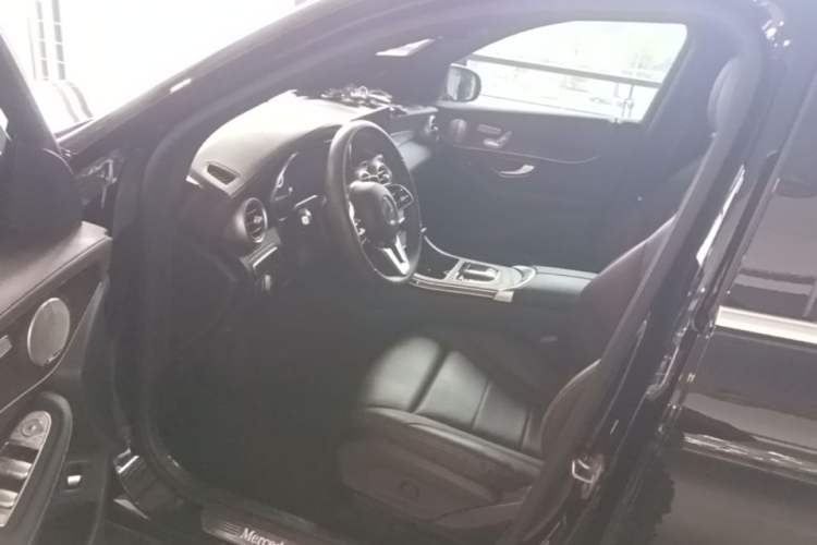 Used Mercedes-Benz GLC 2022 Refreshed GLC 300 L 4MATIC Dynamic Edition Prestige Version Driver Seat