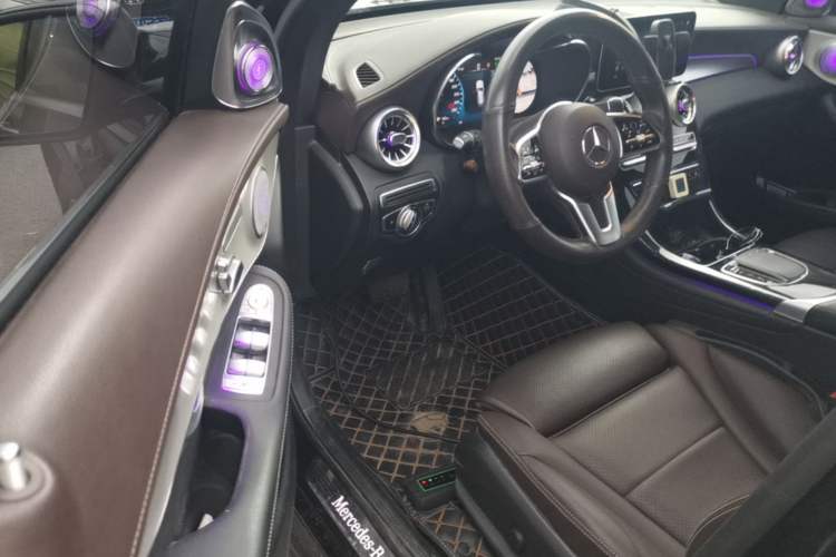 Used Mercedes-Benz GLC 2022 Facelifted GLC 260 L 4MATIC Dynamic Edition Driver Seat