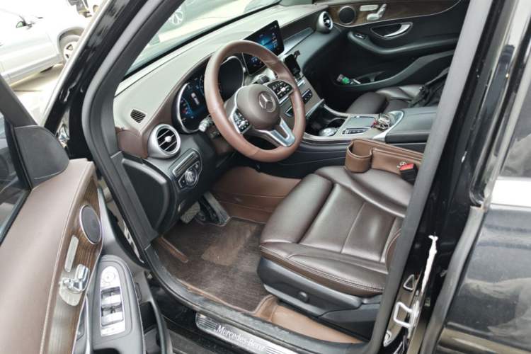 Used Mercedes-Benz GLC 2022 Refreshed GLC 300 L 4MATIC Dynamic Edition Prestige Version Driver Seat