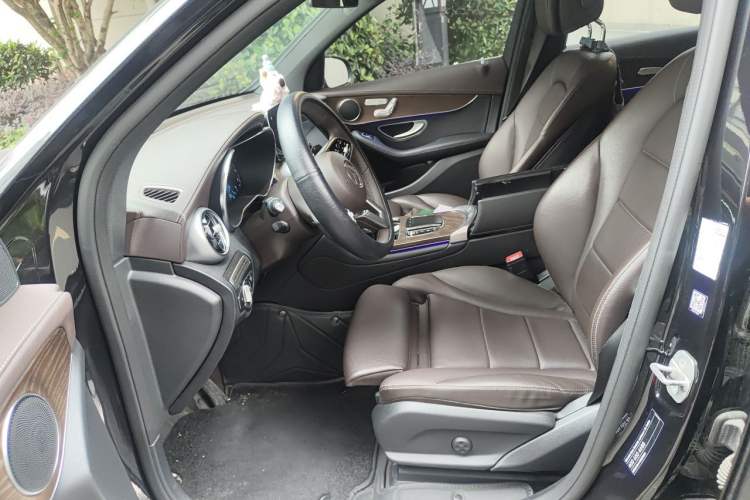 Used Mercedes-Benz GLC 2022 Second Facelift GLC 260 L 4MATIC Luxury Edition Driver Seat