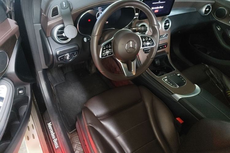 Used Mercedes-Benz GLC 2022 Facelift GLC 260 L 4MATIC Luxury Edition Driver Seat