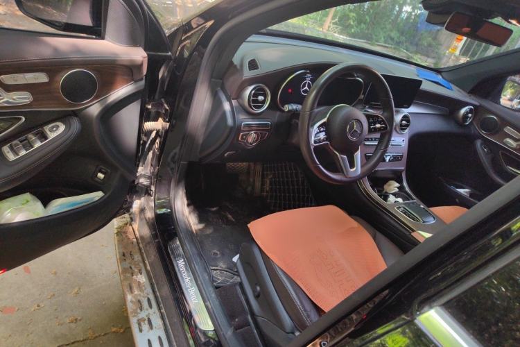 Used Mercedes-Benz GLC 2022 Facelifted GLC 300 L 4MATIC Luxury Edition Driver Seat