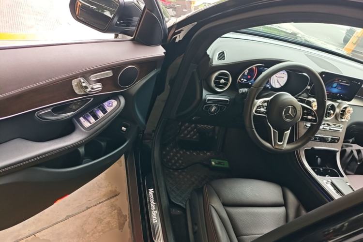 Used Mercedes-Benz GLC 2022 GLC 260 L 4MATIC Luxury Model Driver Seat