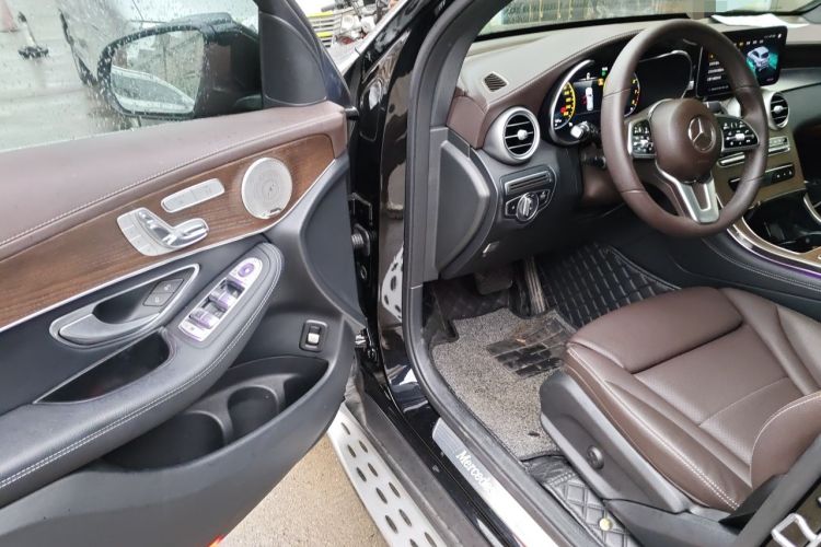 Used Mercedes-Benz GLC 2022 Refreshed GLC 300 L 4MATIC Dynamic Edition Driver Seat