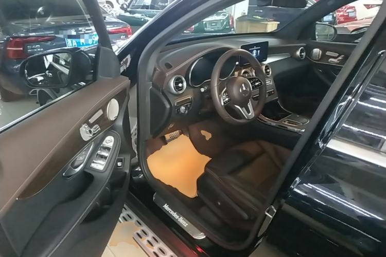 Used Mercedes-Benz GLC 2022 GLC 300 L 4MATIC Dynamic Model Driver Seat