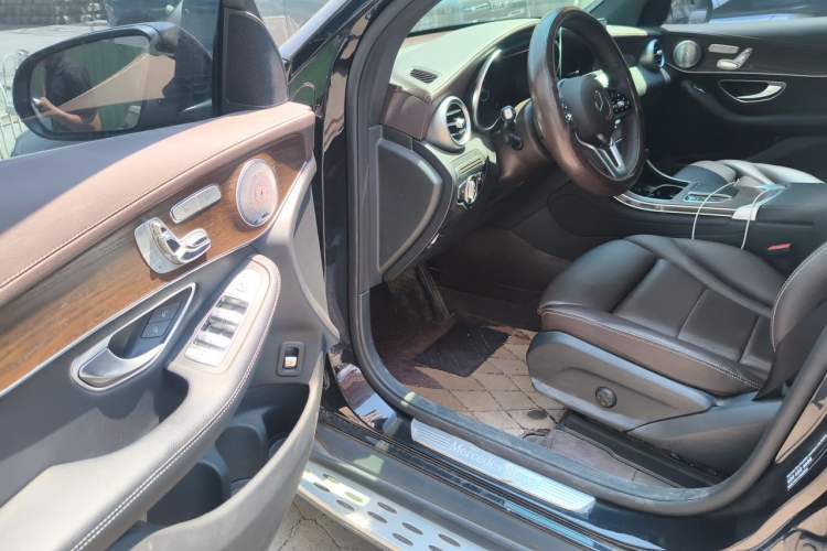 Used Mercedes-Benz GLC 2022 Refreshed GLC 300 L 4MATIC Dynamic Edition Prestige Version Driver Seat